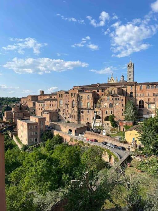 Appartamento A Due Passi Dal Duomo Siena Exteriér fotografie
