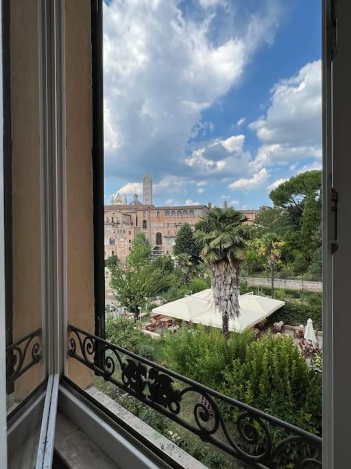 Appartamento A Due Passi Dal Duomo Siena Exteriér fotografie